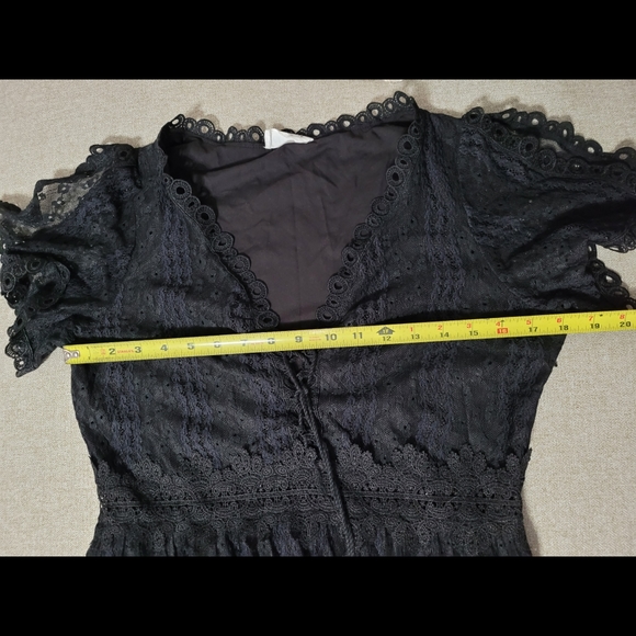 Allison New York Dress. Black. Size L - Picture 9 of 10